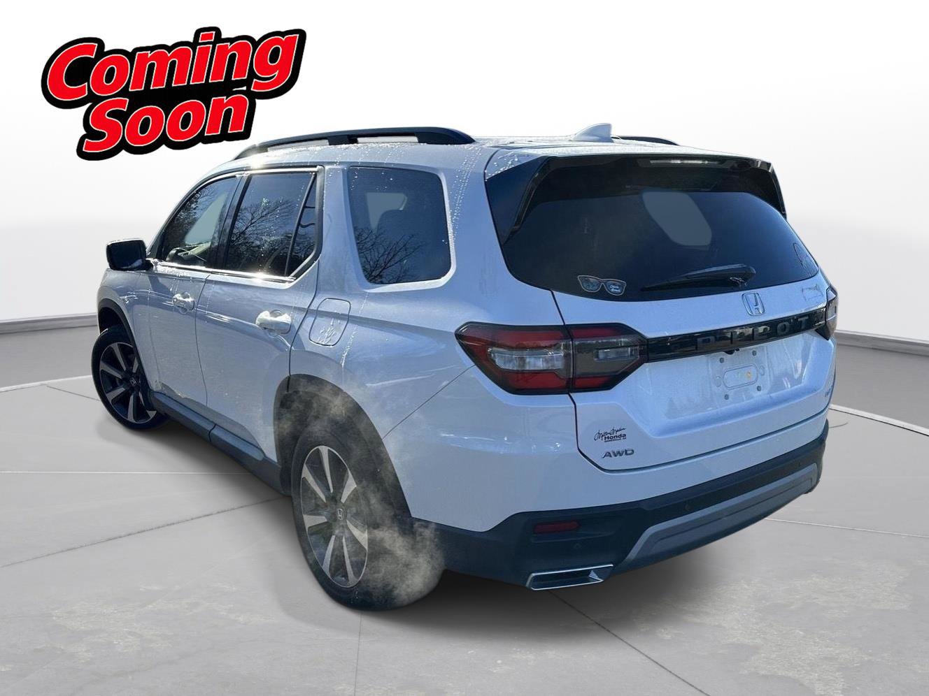 Used 2025 Honda Pilot Elite image 8