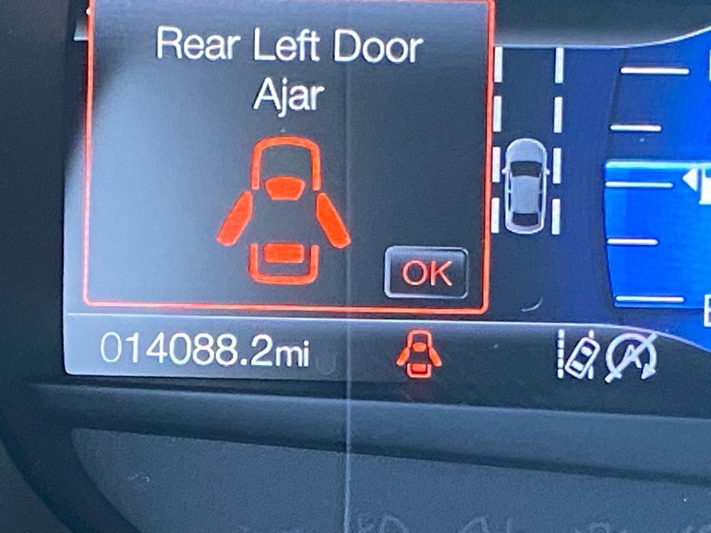 Certified 2024 Ford Edge SEL w/ Convenience Package image 13