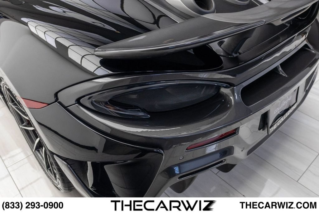 Used 2020 McLaren 600LT Spider RWD image 22