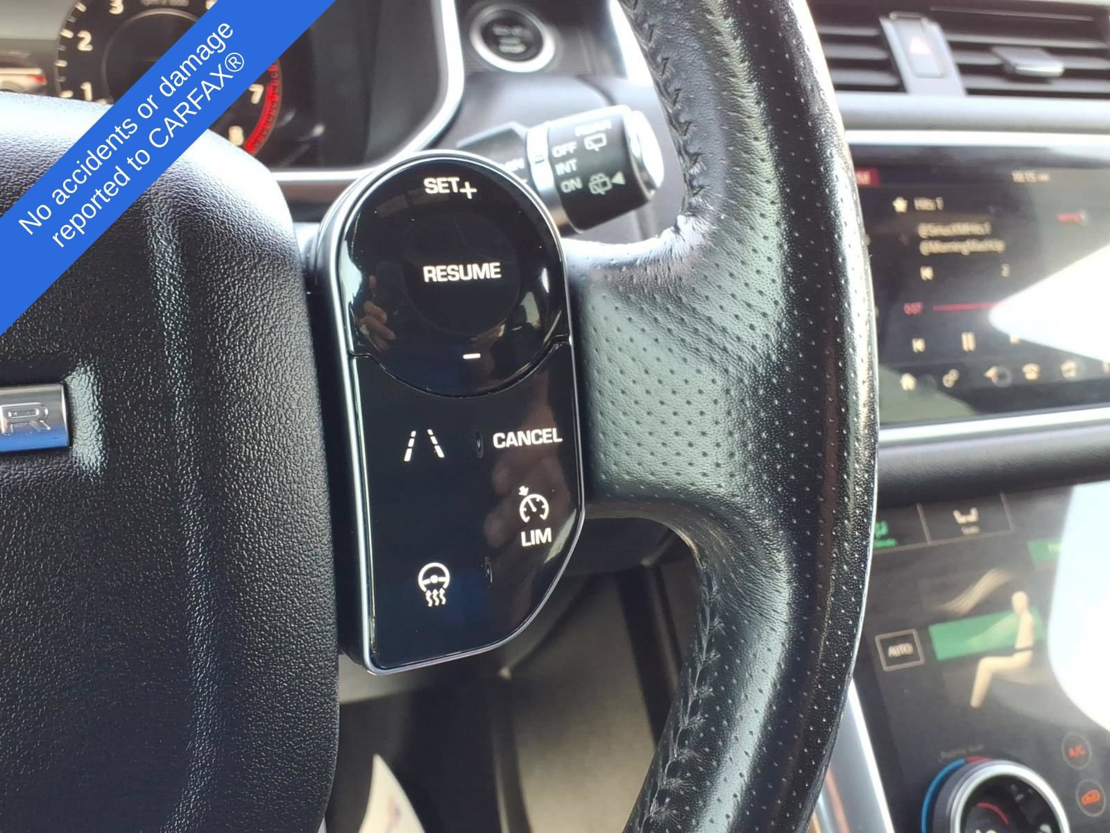 Used 2018 Land Rover Range Rover Sport HSE AWD/4WD image 32
