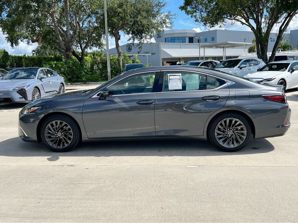 Certified 2024 Lexus ES 350 F Sport w/ Technology Package FWD image 4