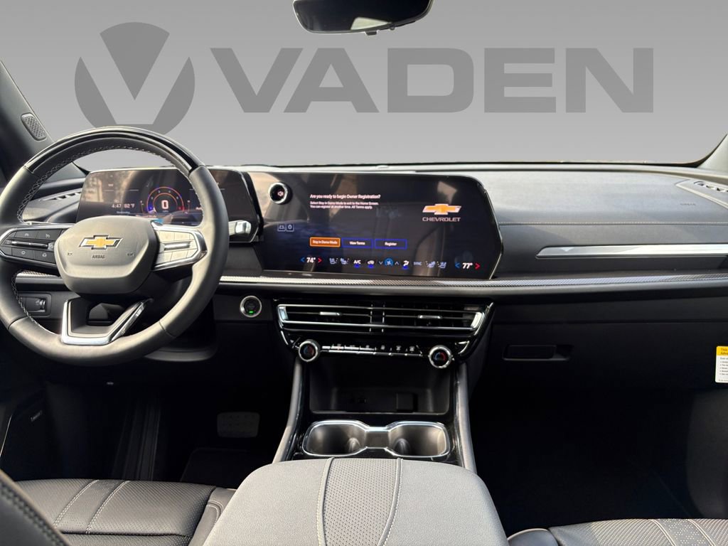 New 2026 Chevrolet Traverse High Country image 3