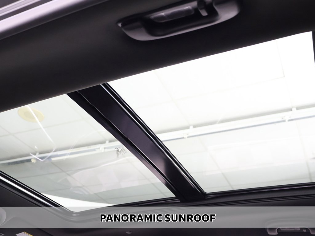 Used 2023 Cadillac XT5 Premium Luxury image 4