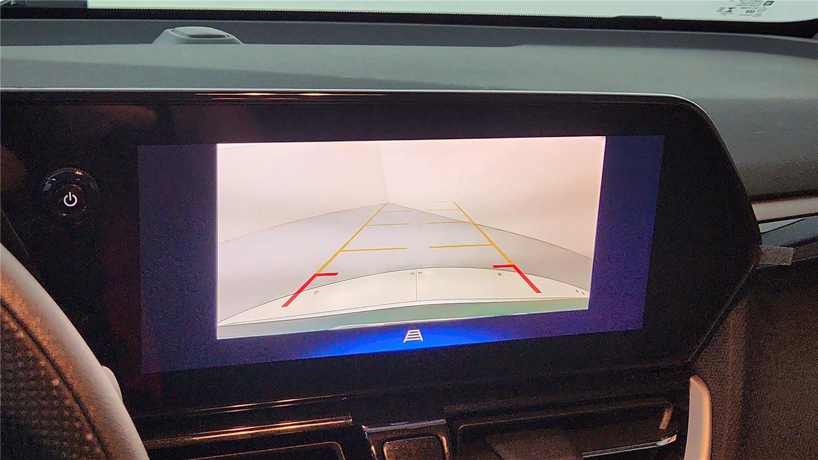 Used 2024 Chevrolet TrailBlazer LT w/ Driver Confidence Package image 32