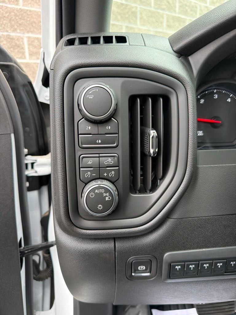 New 2026 Chevrolet Silverado 3500 W/T w/ WT Convenience Package AWD/4WD image 27