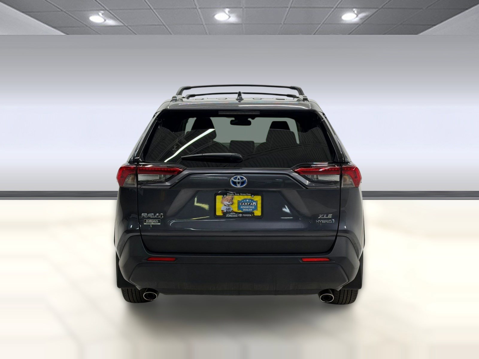 Used 2022 Toyota RAV4 XLE Premium image 8