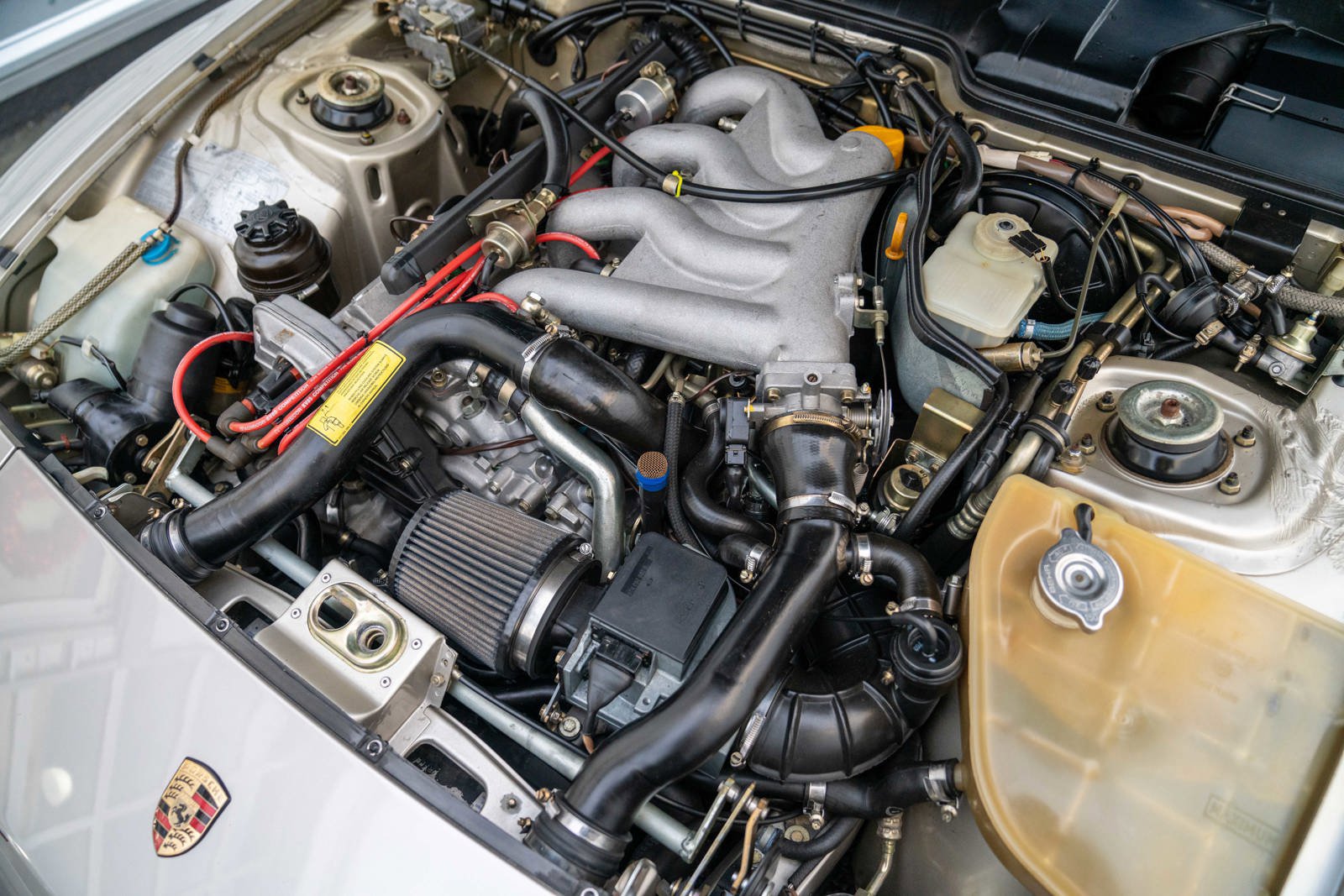 Used 1986 Porsche 944 Turbo RWD image 45