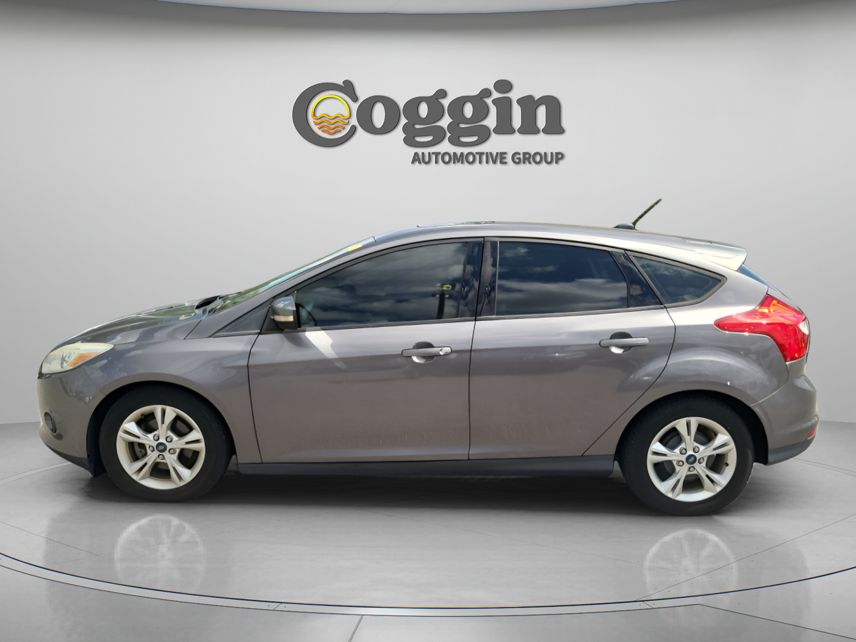 Used 2013 Ford Focus SE w/ Interior Protection Pkg FWD image 3