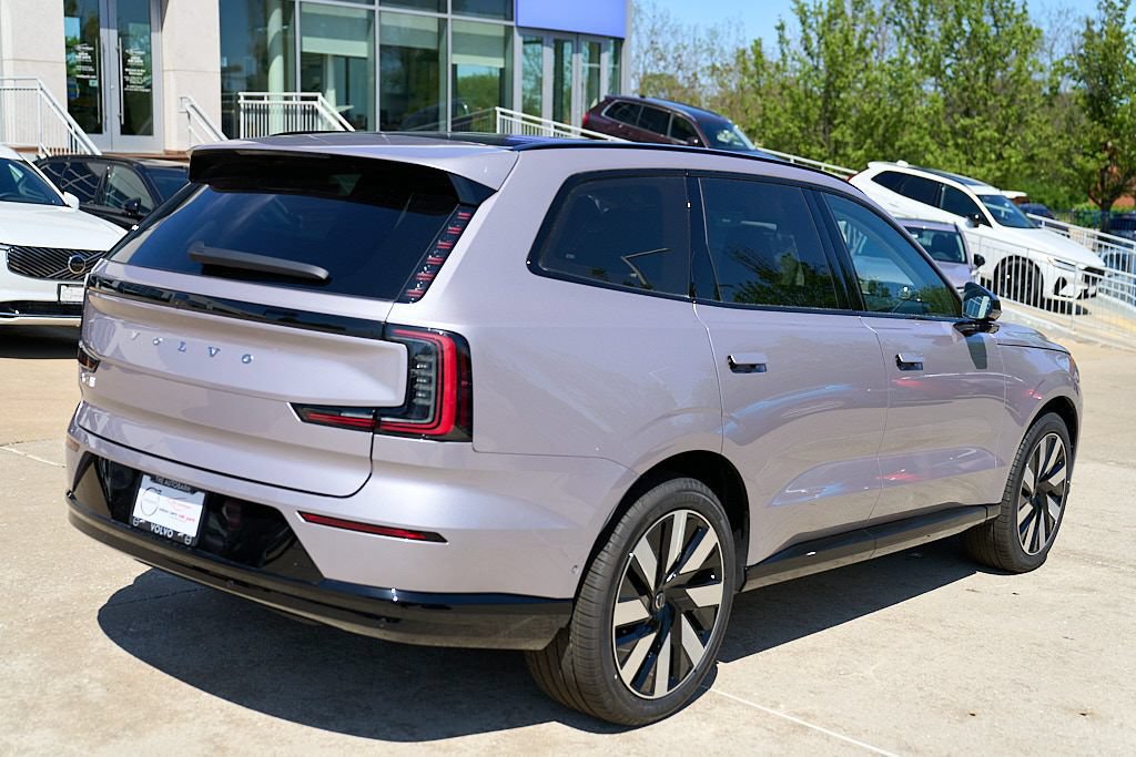 New 2026 Volvo EX90 Ultra AWD/4WD image 7