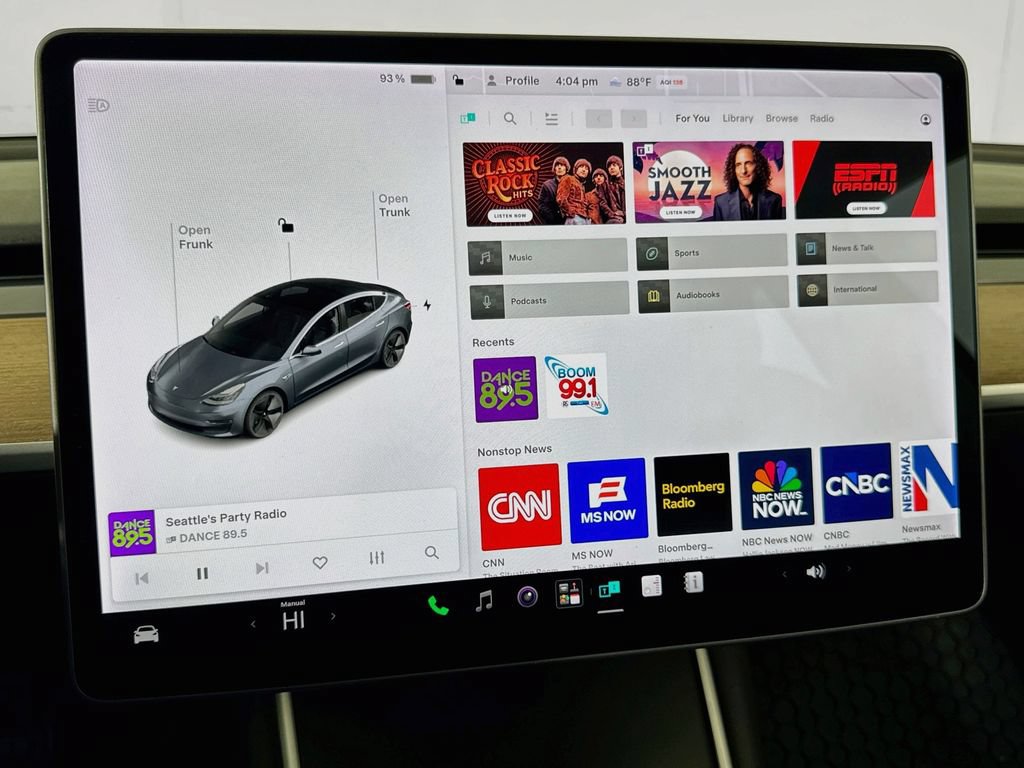 Used 2018 Tesla Model 3 Mid Range RWD image 17