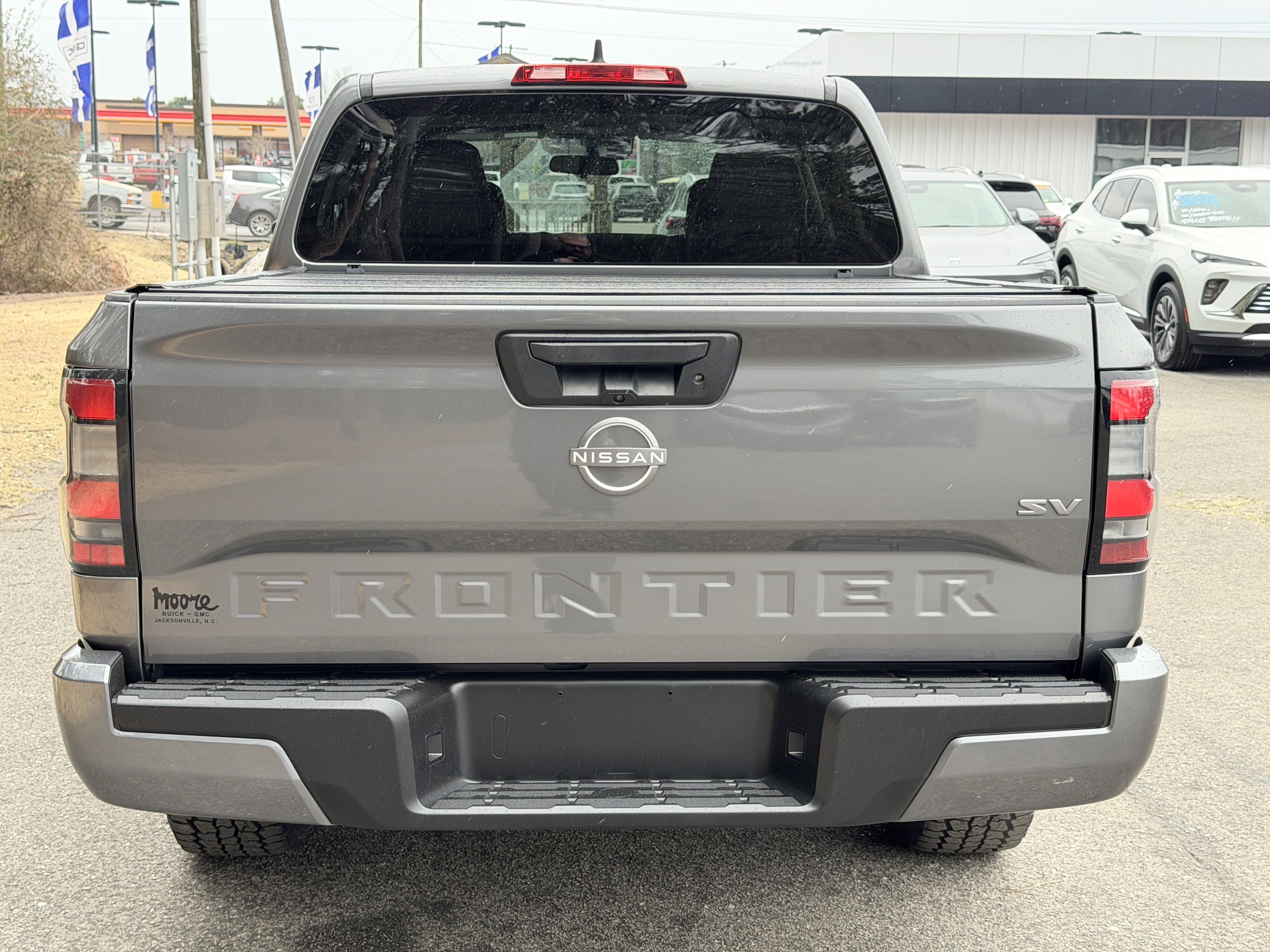 Used 2022 Nissan Frontier SV image 9