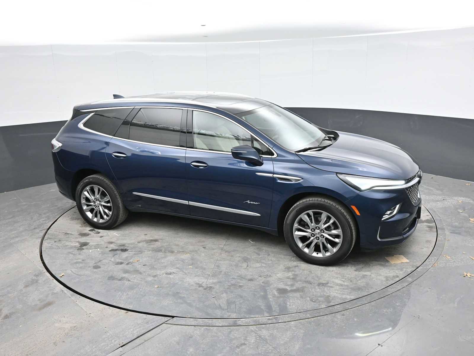 Used 2023 Buick Enclave Avenir w/ Avenir Technology Package image 37