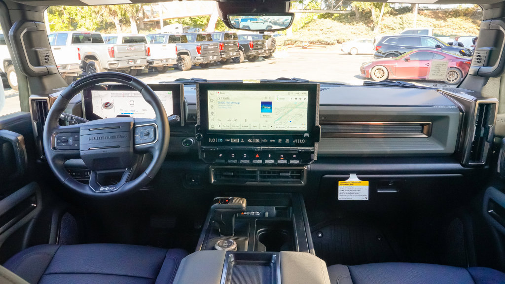 Used 2025 GMC Hummer EV 2X w/ Extreme Off-Road Package AWD/4WD image 22