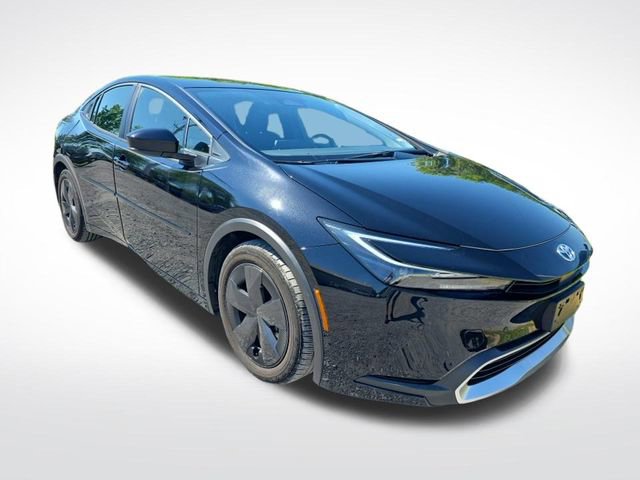 Used 2025 Toyota Prius Plug-In Hybrid FWD image 3