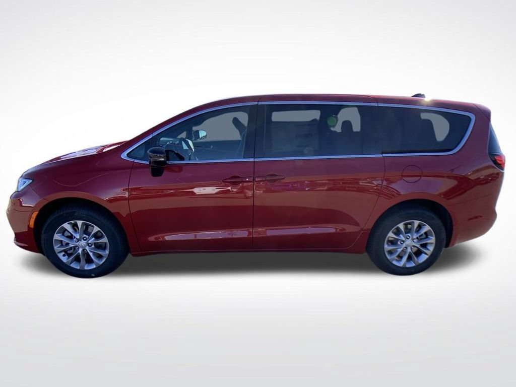 New 2026 Chrysler Pacifica Select AWD/4WD image 2