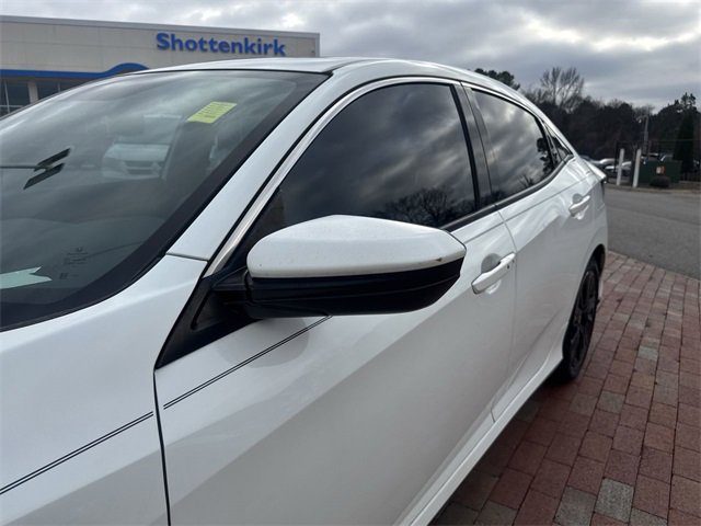 Used 2019 Honda Civic EX image 3