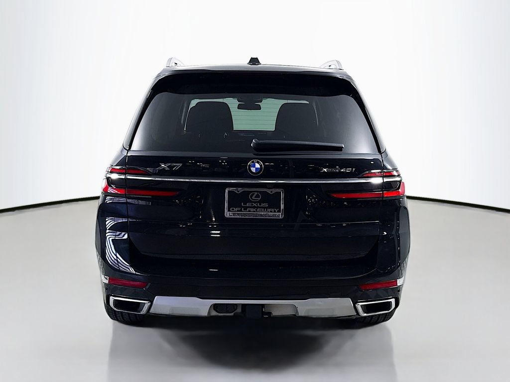 Used 2024 BMW X7 xDrive40i w/ Premium Package AWD/4WD image 6