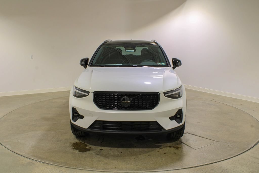 New 2026 Volvo XC40 B5 Ultra w/ Climate Package AWD/4WD image 8