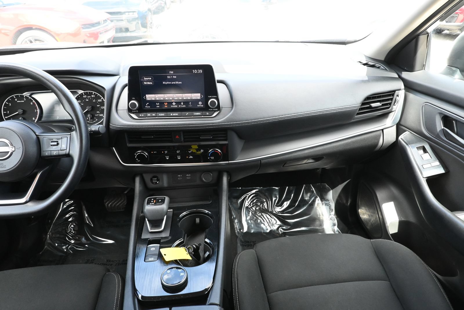 Used 2024 Nissan Rogue S AWD/4WD image 28