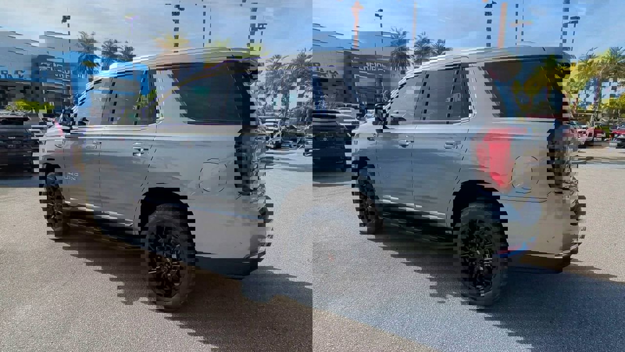 New 2026 GMC Yukon Elevation image 6