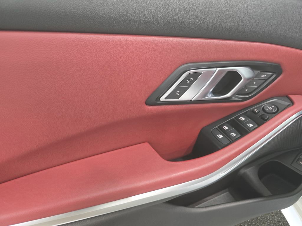 Certified 2022 BMW 330i Sedan image 22