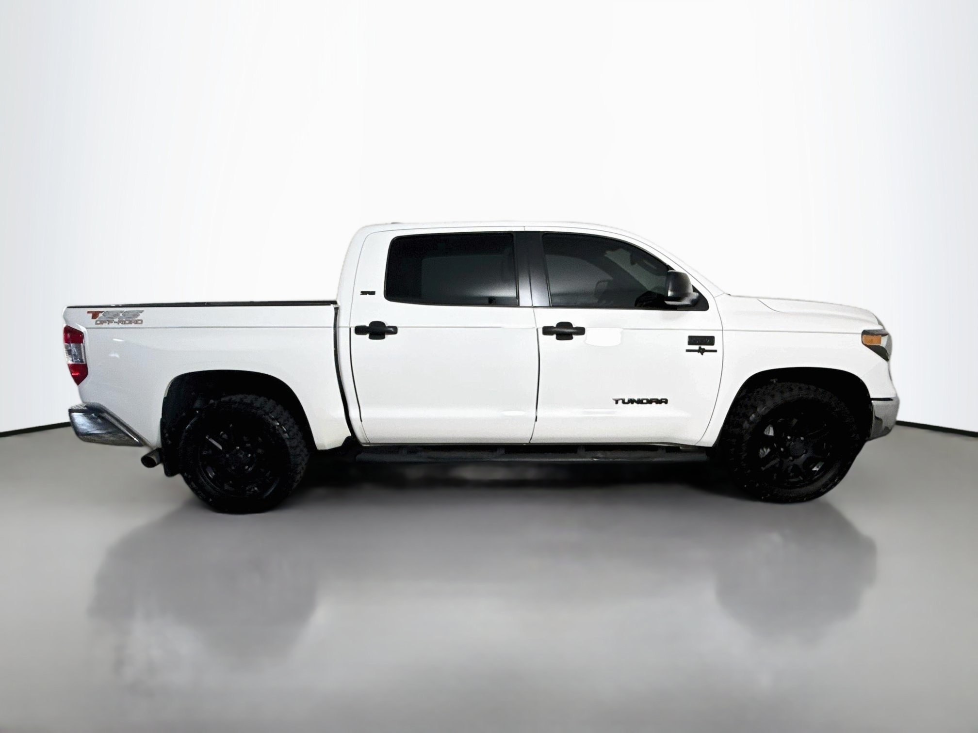 Used 2021 Toyota Tundra SR5 RWD image 11