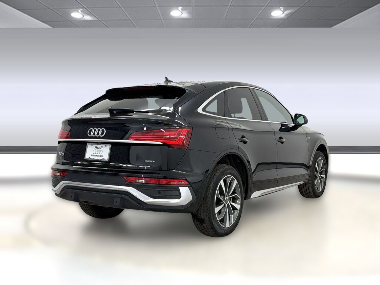 Certified 2023 Audi Q5 2.0T Premium Plus w/ Premium Plus Package AWD/4WD image 9