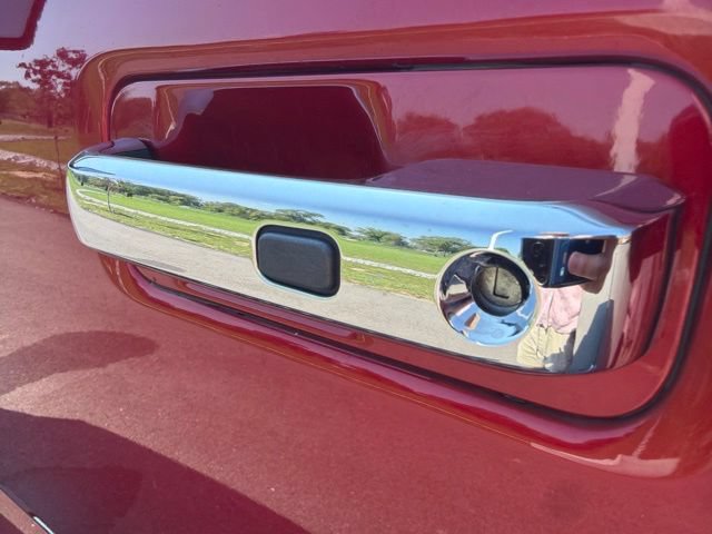 Certified 2018 Ford F150 Lariat w/ Equipment Group 502A Luxury AWD/4WD image 21