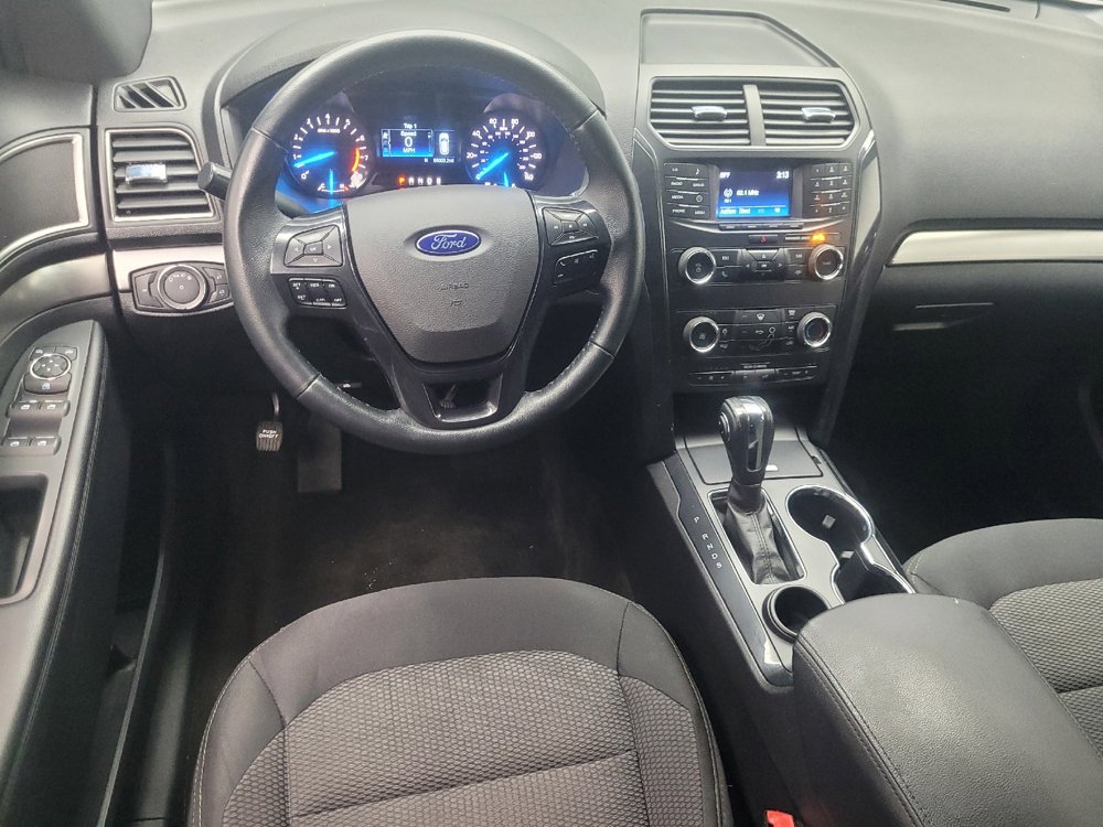 Used 2018 Ford Explorer XLT FWD image 22