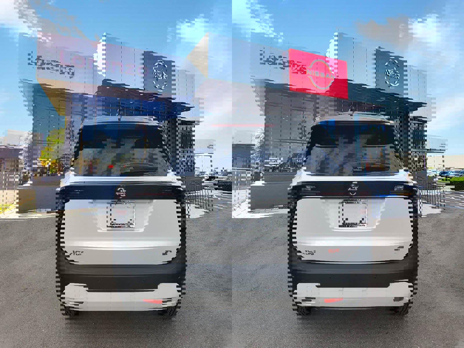 New 2026 Nissan Kicks SR image 5