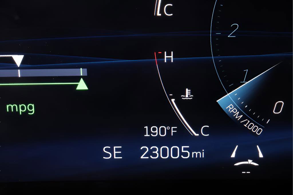 Used 2025 Cadillac CT5 Sport w/ Sun And Sound Package image 15