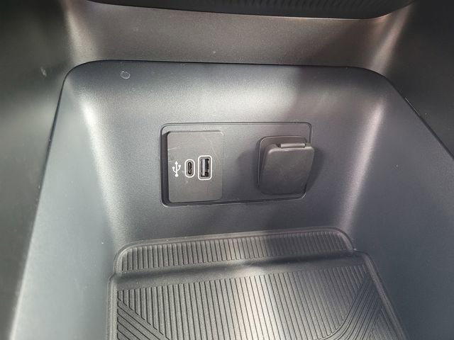 Used 2026 Ford Explorer Active image 24