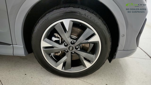 Used 2024 Audi Q4 e-tron Premium Plus w/ Premium Plus AWD/4WD image 85