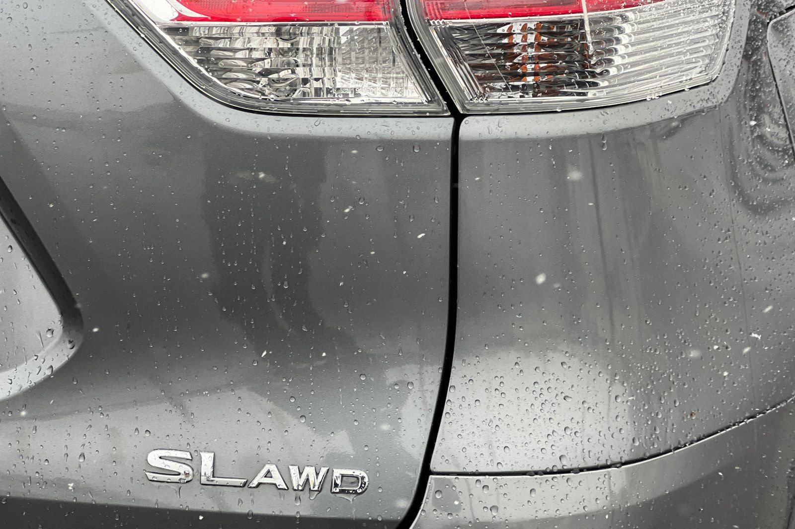 Used 2016 Nissan Rogue SL image 25