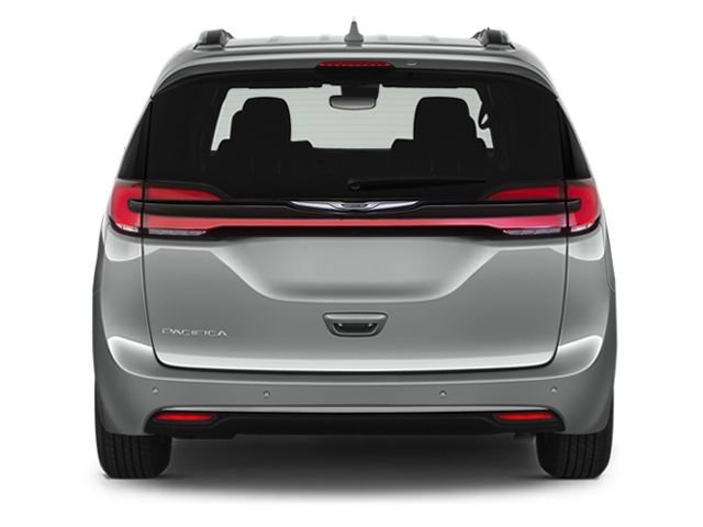 Used 2025 Chrysler Pacifica Limited FWD image 6