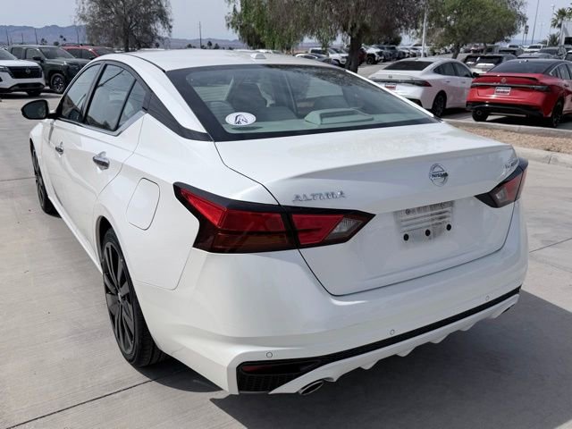 Certified 2020 Nissan Altima 2.5 Platinum FWD image 6