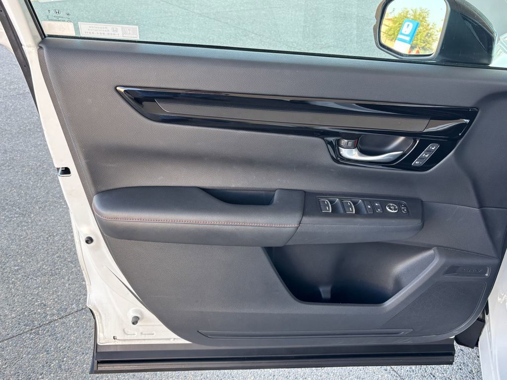 Used 2023 Honda CR-V Sport Touring image 27