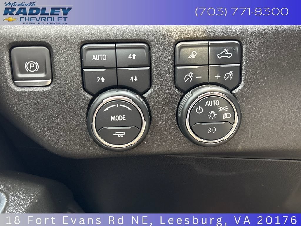 Used 2024 Chevrolet Silverado 3500 High Country w/ Midnight Edition AWD/4WD image 18