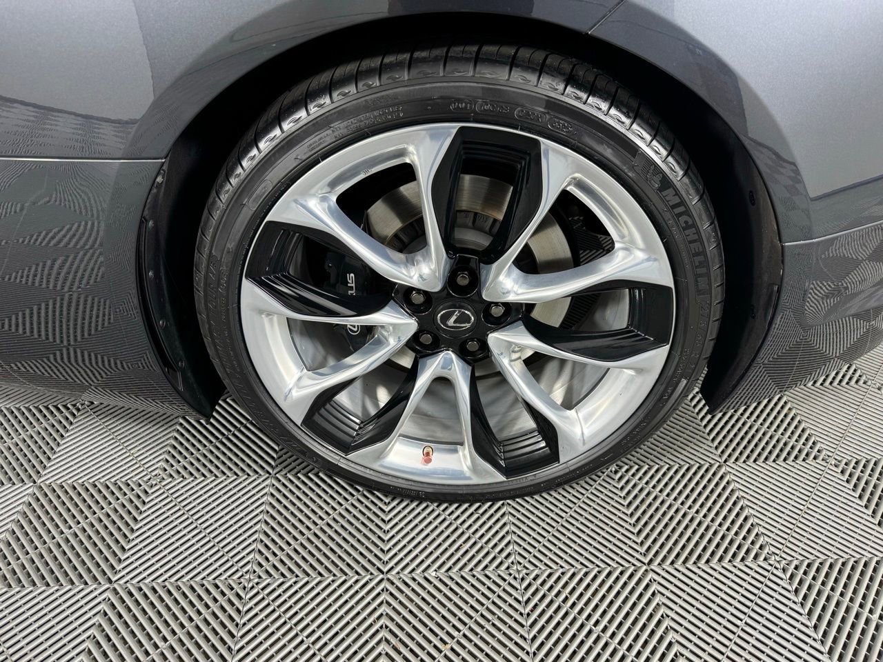 Used 2018 Lexus LC 500 500 w/ Sport Package image 33