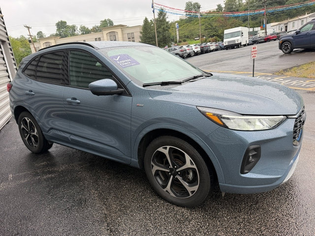 Certified 2023 Ford Escape ST-Line Select w/ Tech Pack #2 AWD/4WD image 12