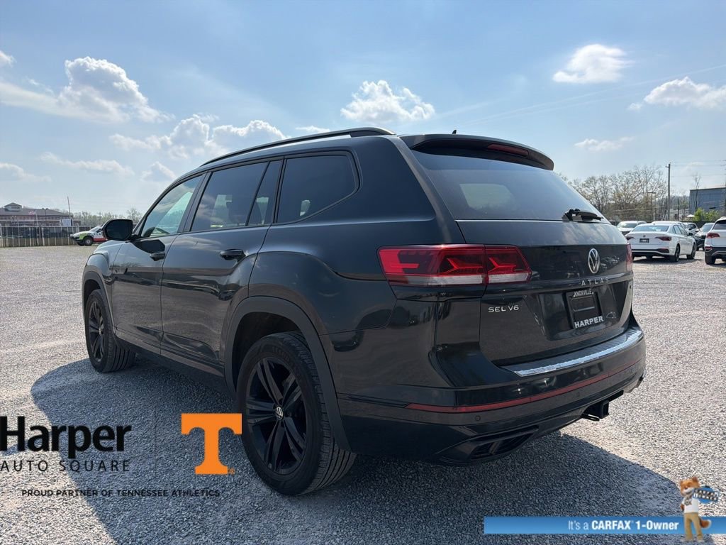 Used 2023 Volkswagen Atlas SEL R-Line image 3