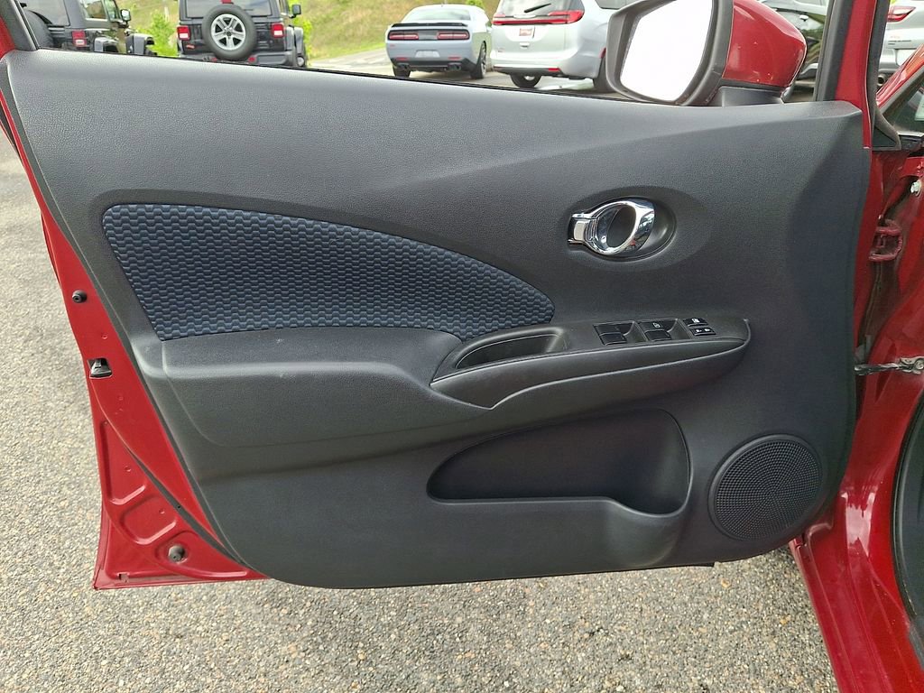 Used 2015 Nissan Versa Note SV FWD image 12
