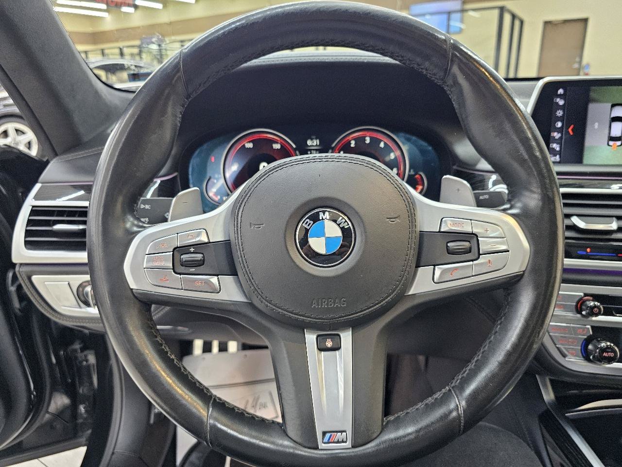 Used 2018 BMW M760i xDrive AWD/4WD image 31
