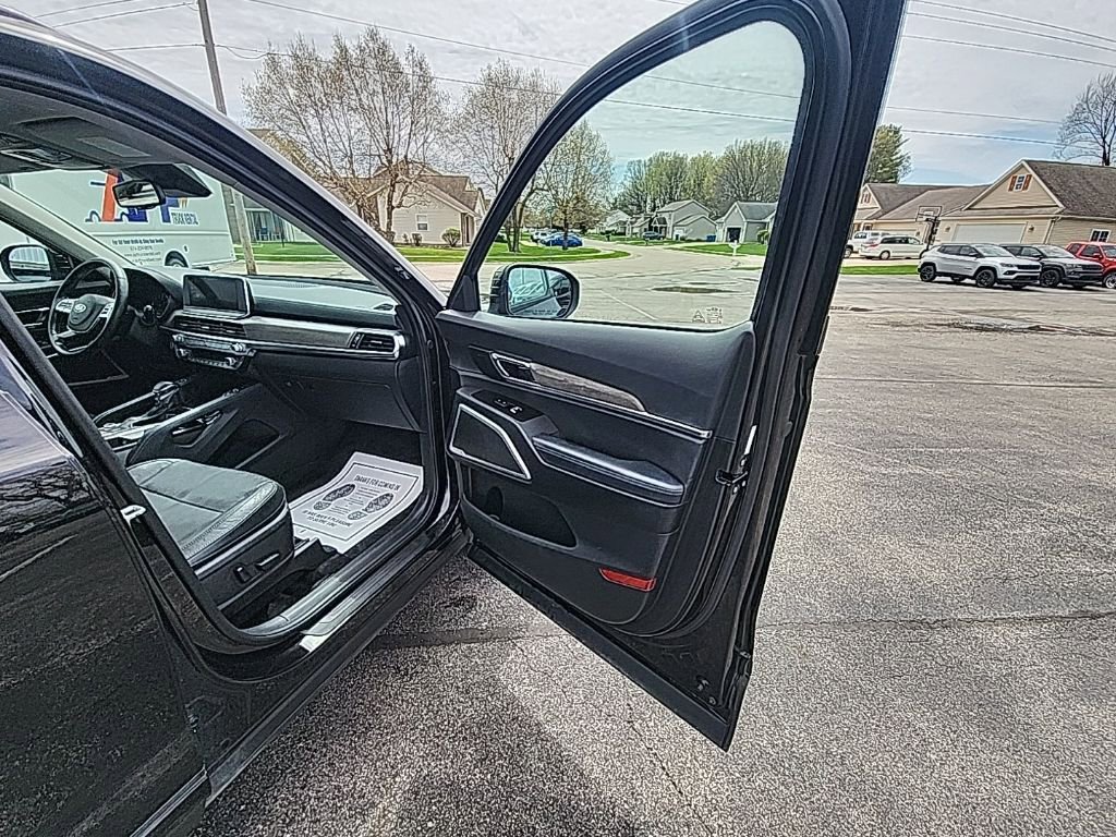 Used 2021 Kia Telluride EX w/ EX Premium Package AWD/4WD image 15