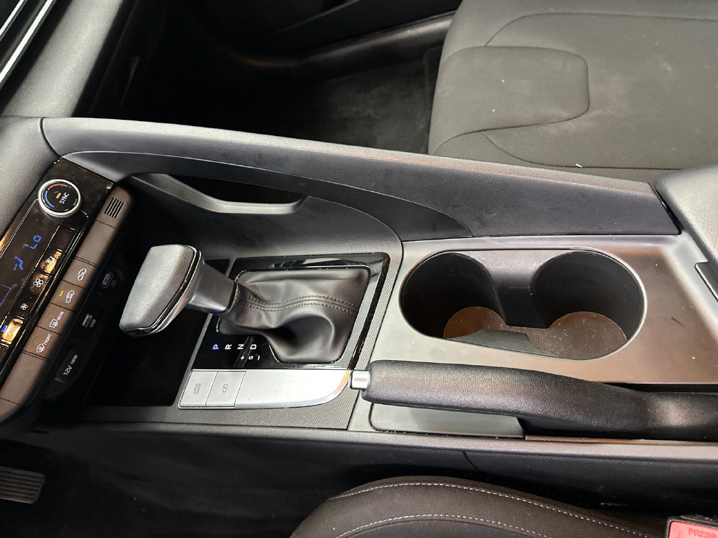Used 2021 Hyundai Elantra SEL FWD image 26
