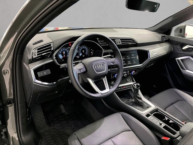 Used 2024 Audi Q3 2.0T Premium w/ Convenience Package AWD/4WD image 14