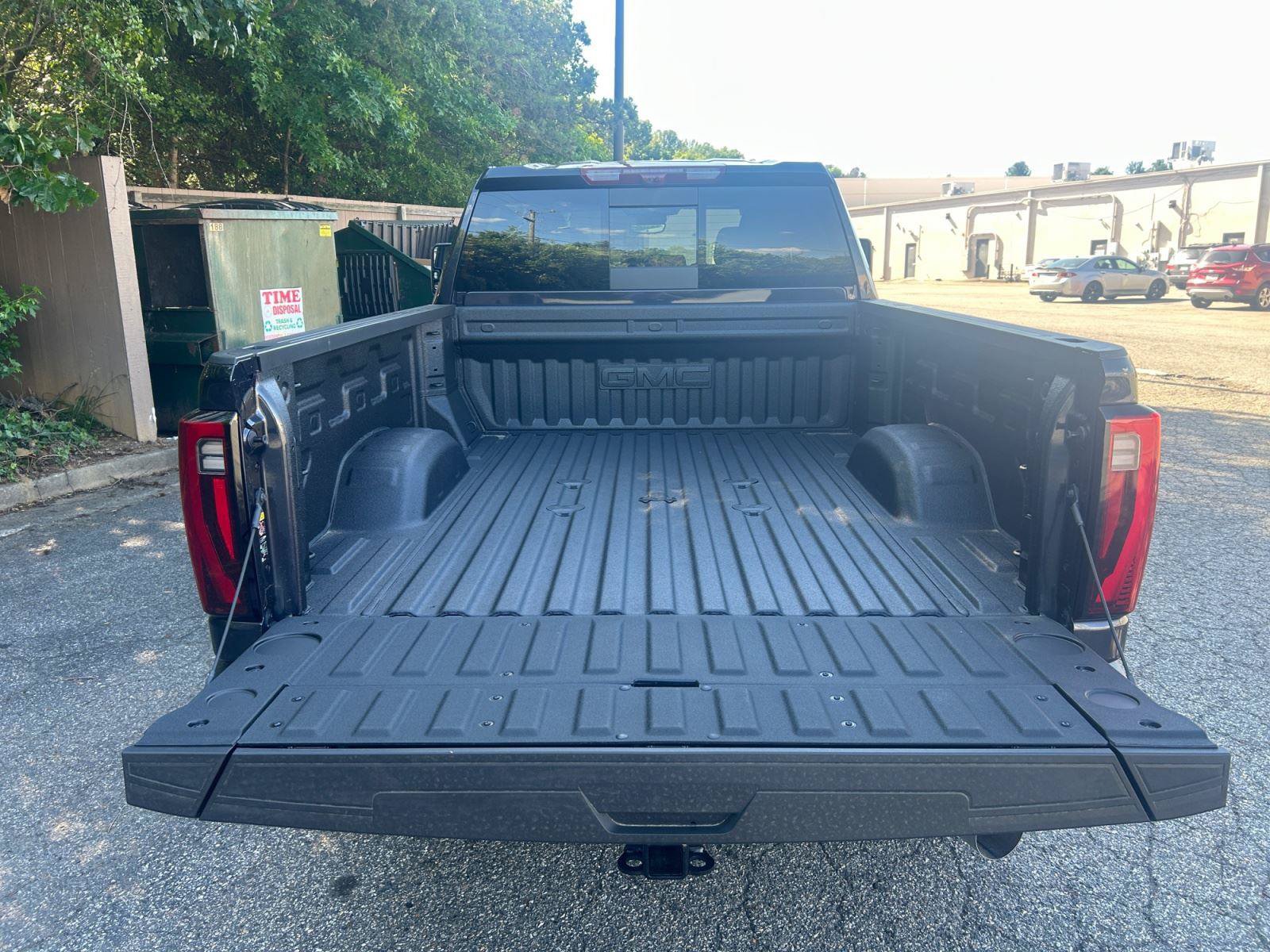 New 2026 GMC Sierra 2500 Denali w/ Denali Reserve Package AWD/4WD image 16