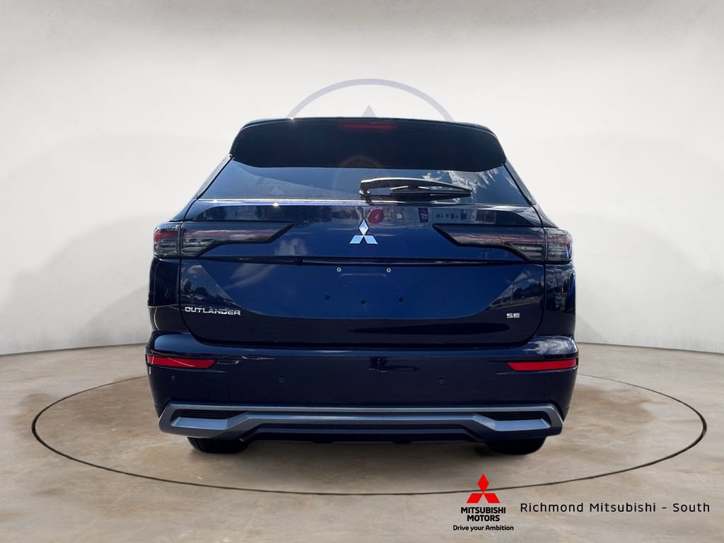 New 2026 Mitsubishi Outlander SE FWD image 4