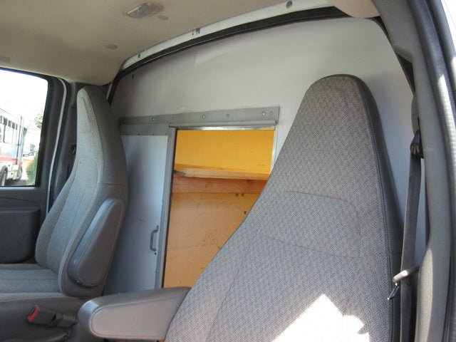 Used 2017 Chevrolet Express 3500 image 9