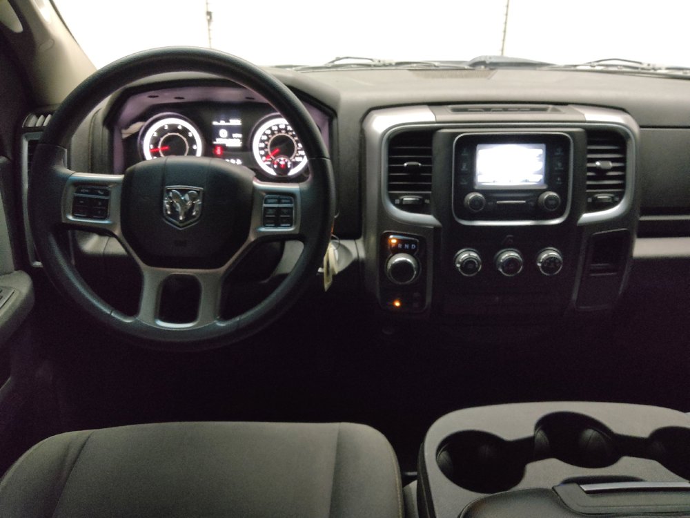 Used 2021 RAM 1500 Classic SLT image 22